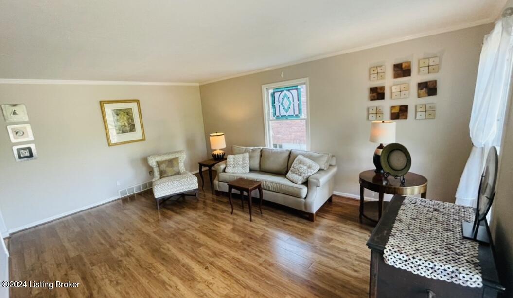 1844 Gresham Road Louisville, KY 40205 - Photo 6 of 34 IMG_0216