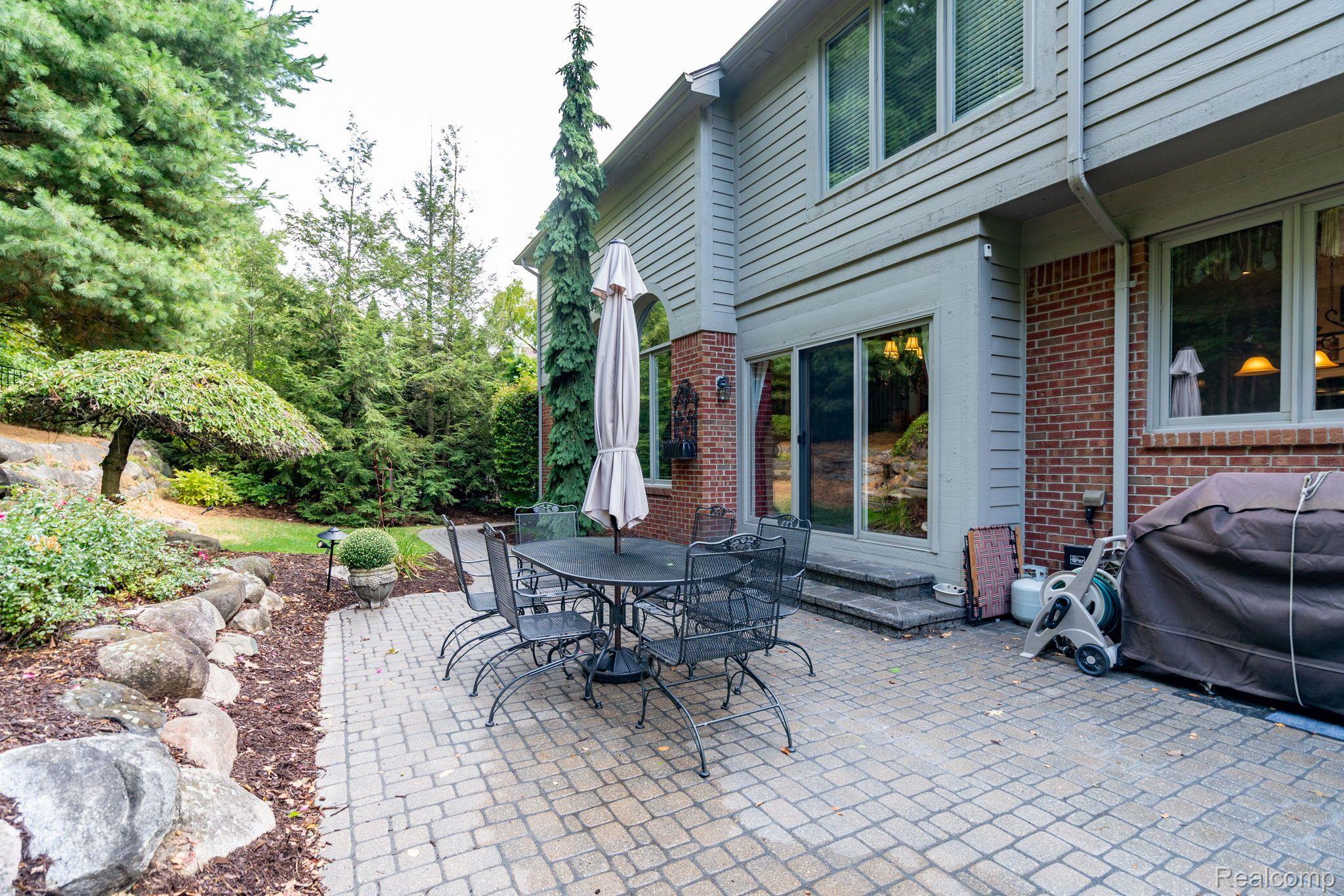 1619 Springview Court Rochester, MI 48307 - Photo 52 of 62 Gallery Image 52