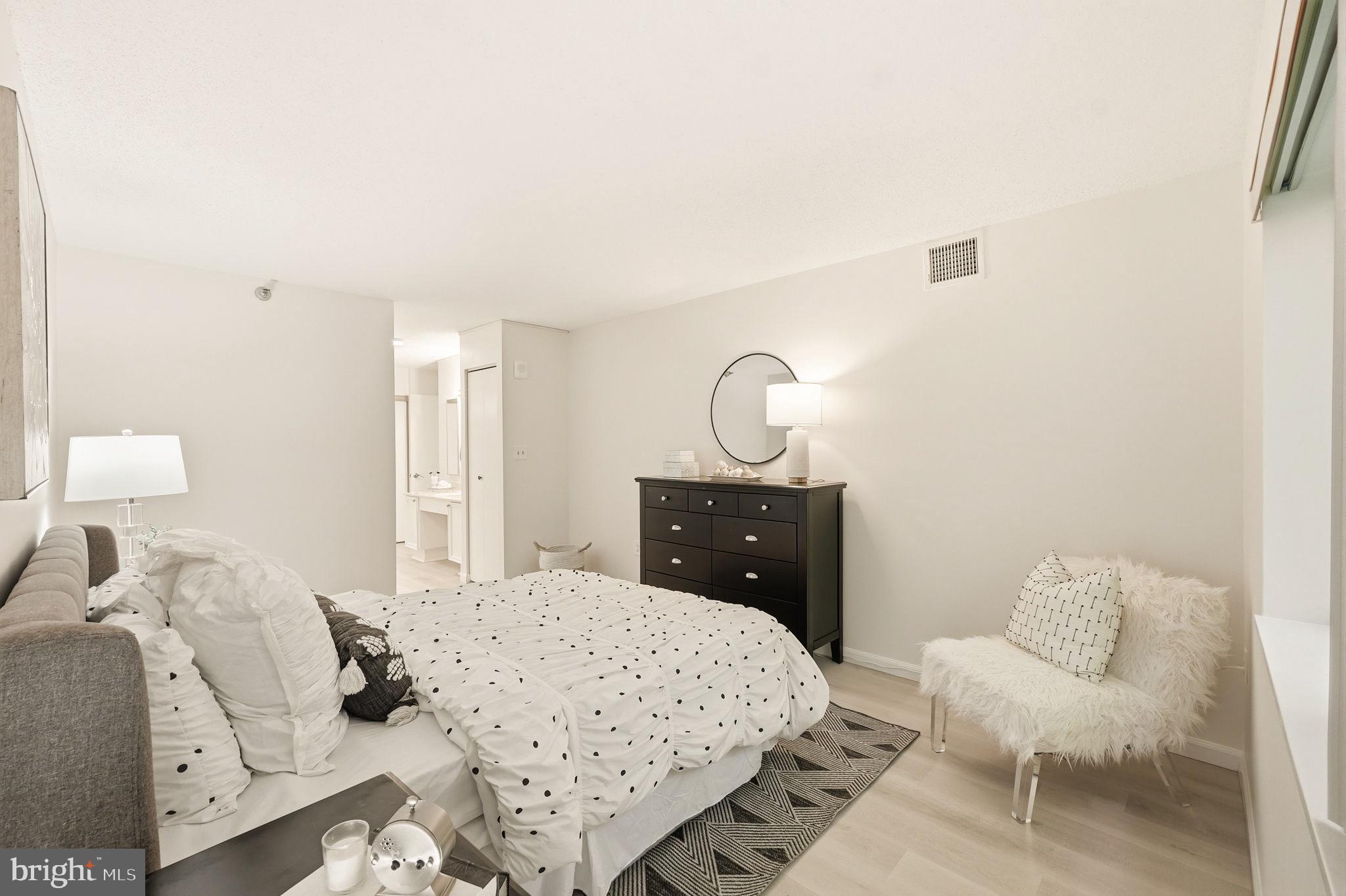 15100 Interlachen Drive, Unit 4206 Silver Spring, MD 20906 - Photo 12 of 19