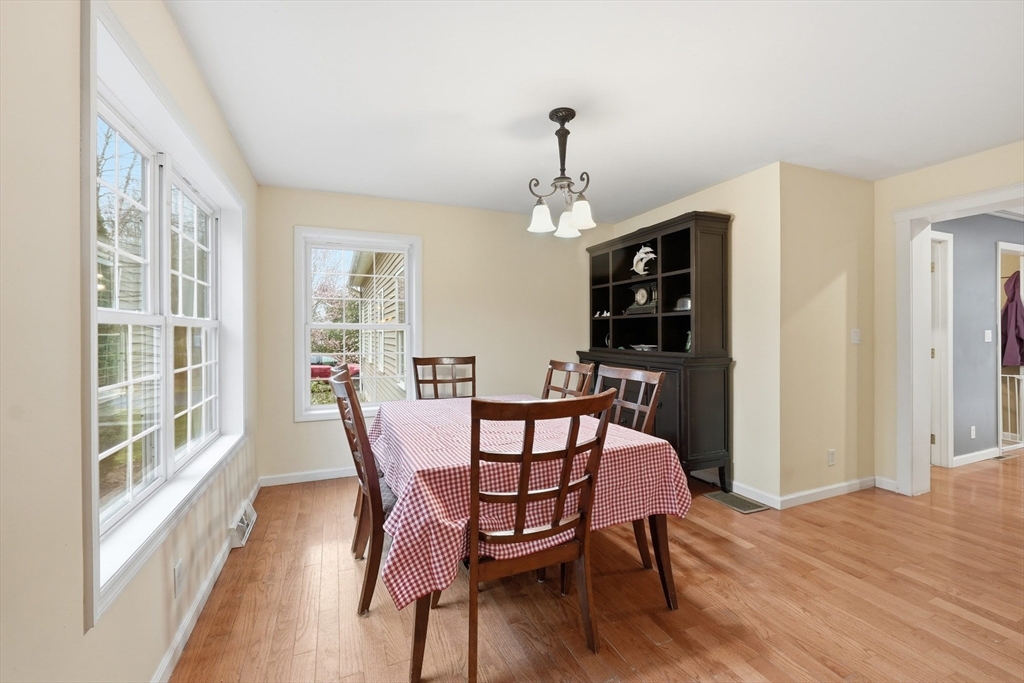 161 Rice Corner Road Brookfield, MA 01506 - Photo 7 of 42