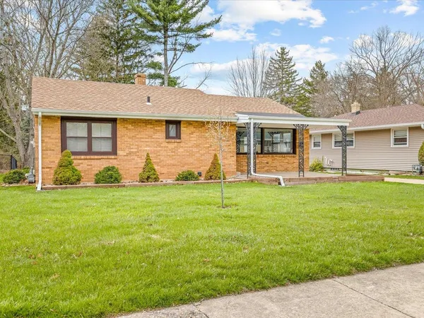 $179,000 | 324 Fairview Boulevard, Rockford, IL 61107