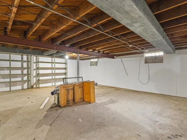 $179,000 | 324 Fairview Boulevard, Rockford, IL 61107