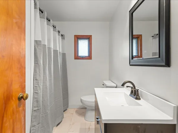 $179,000 | 324 Fairview Boulevard, Rockford, IL 61107