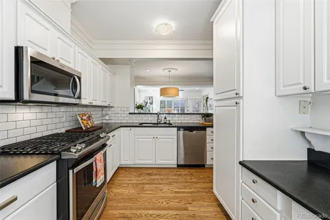 $800,000 | 918 Ivanhoe Street, Denver, CO 80220