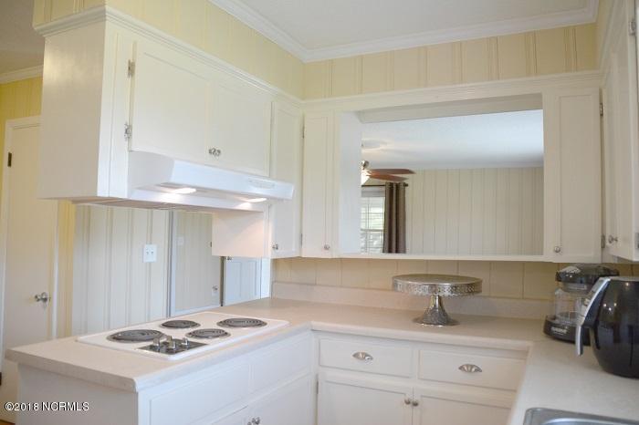 3480 Edmond Matthis Road Clinton, NC 28328 - Photo 10 of 35 16-Kitchen-3