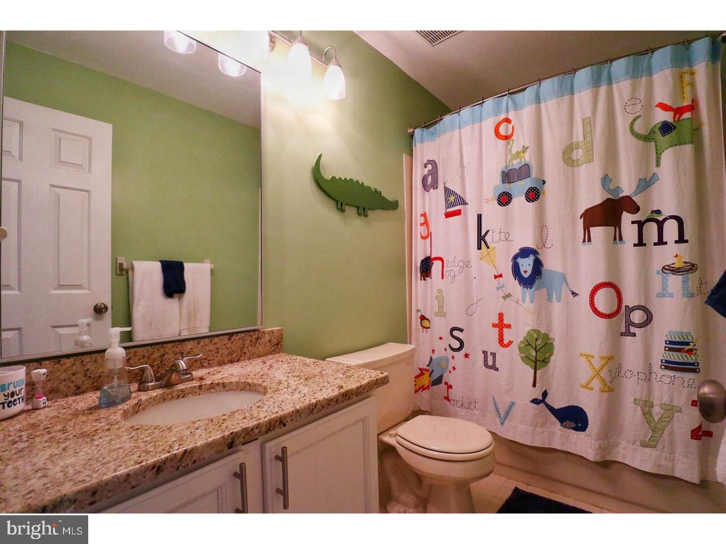 25 Sparrow Walk Newtown, PA 18940 - Photo 17 of 25 Bathroom
