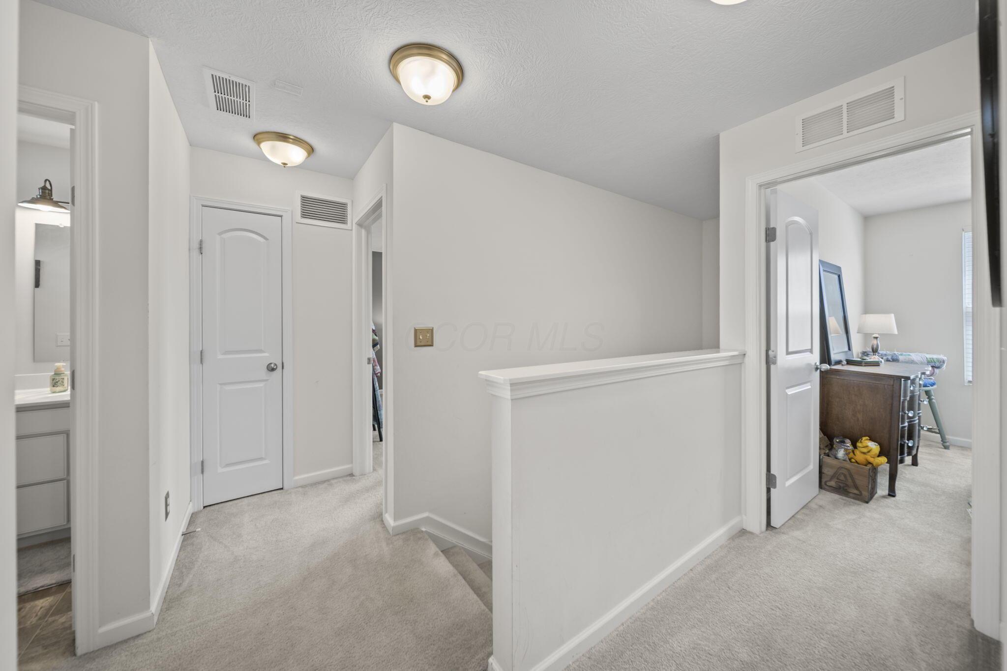 5854 Slane Loop Westerville, OH 43081 - Photo 25 of 73