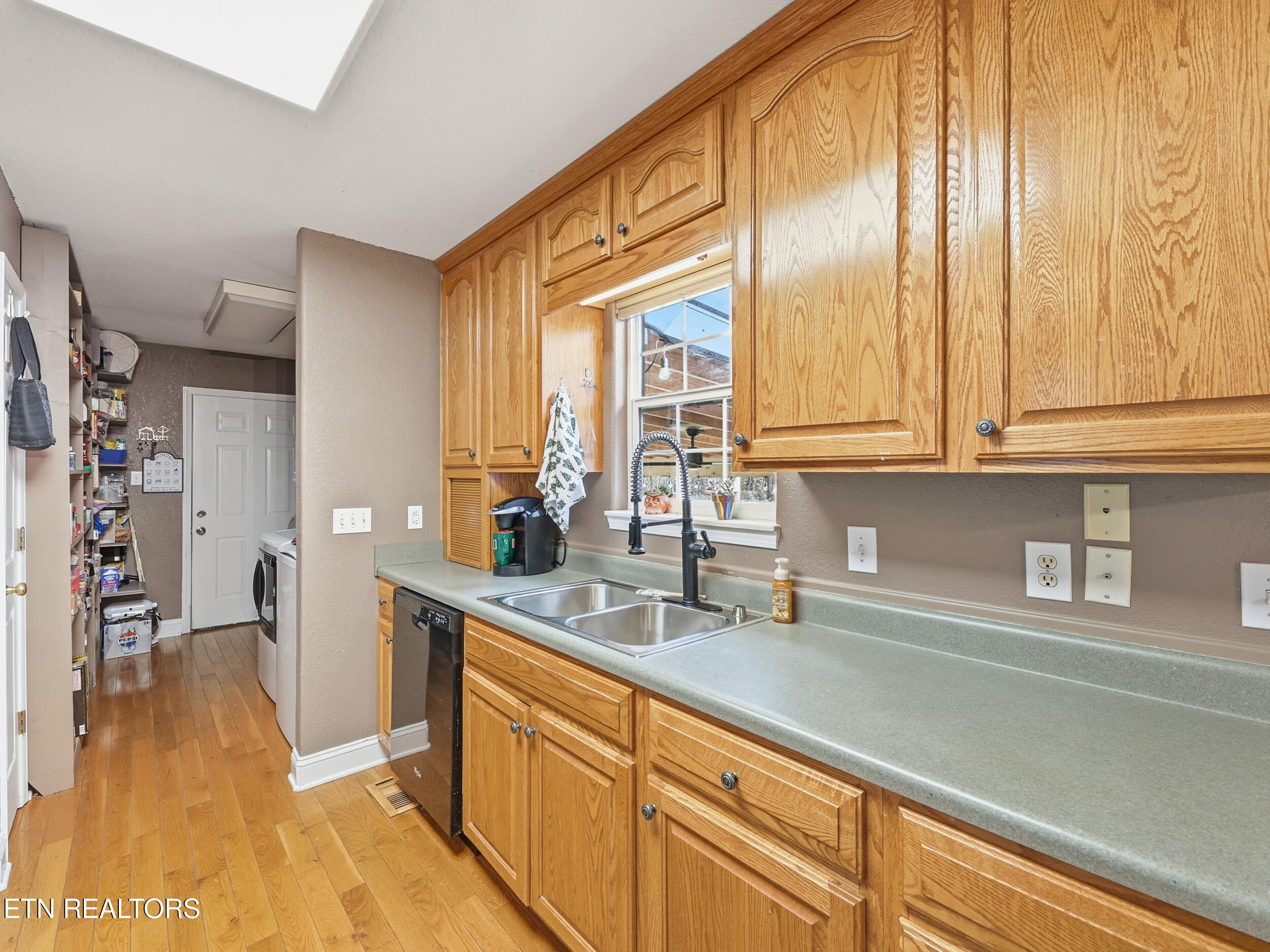 7652 Tomotley Road Maryville, TN 37801 - Photo 13 of 53 15_img_3836