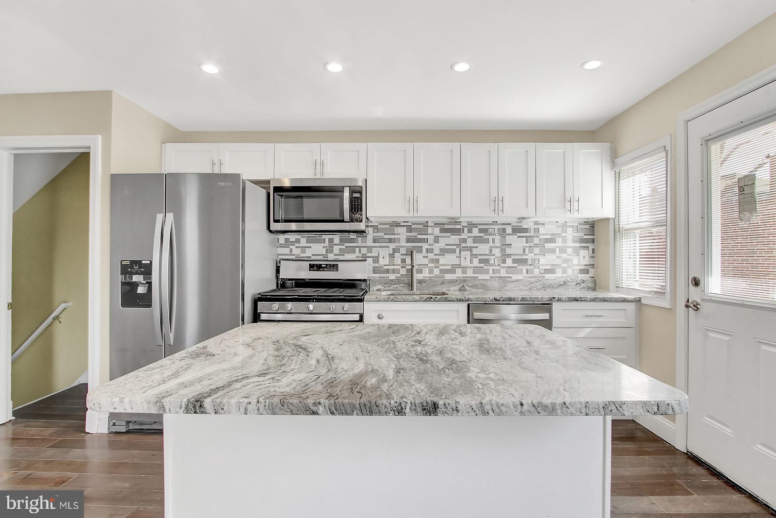 4639 Rokeby Road Baltimore, MD 21229 - Photo 3 of 26 Kitchen