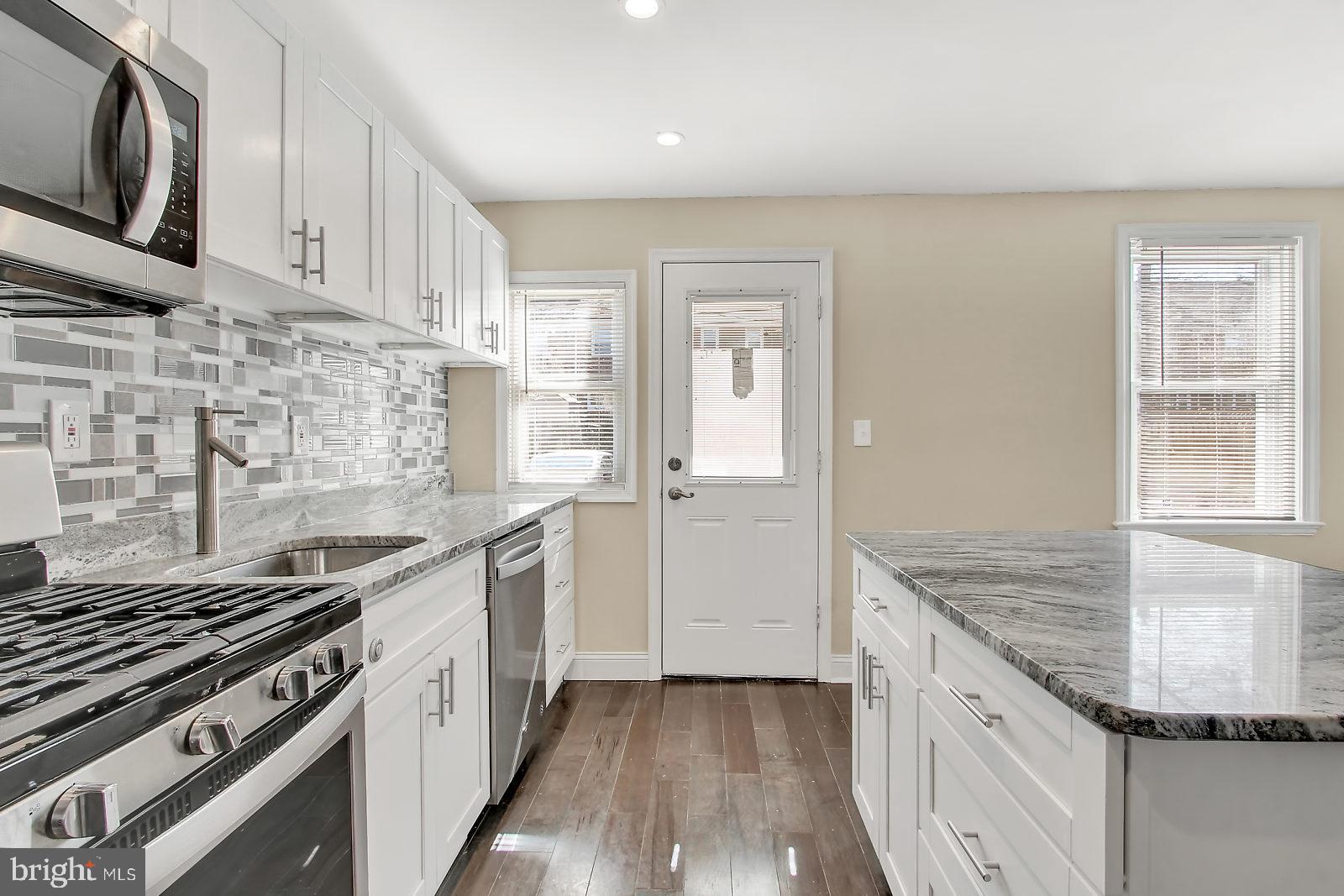 4639 Rokeby Road Baltimore, MD 21229 - Photo 4 of 26 Kitchen