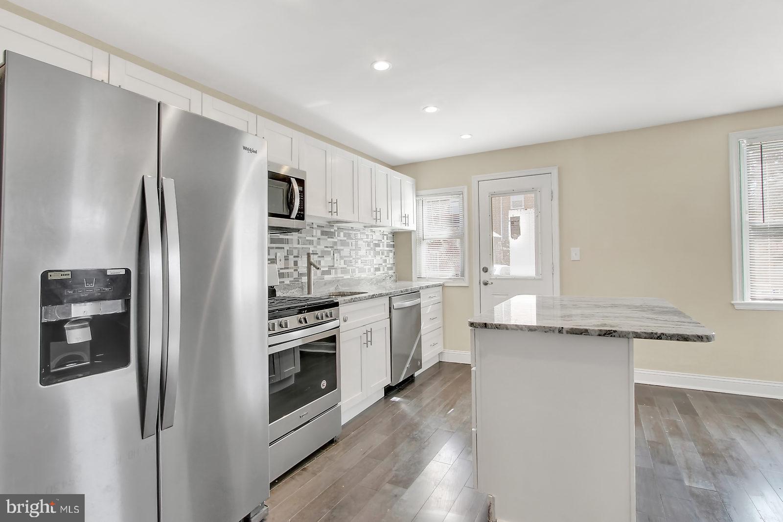 4639 Rokeby Road Baltimore, MD 21229 - Photo 5 of 26 Kitchen