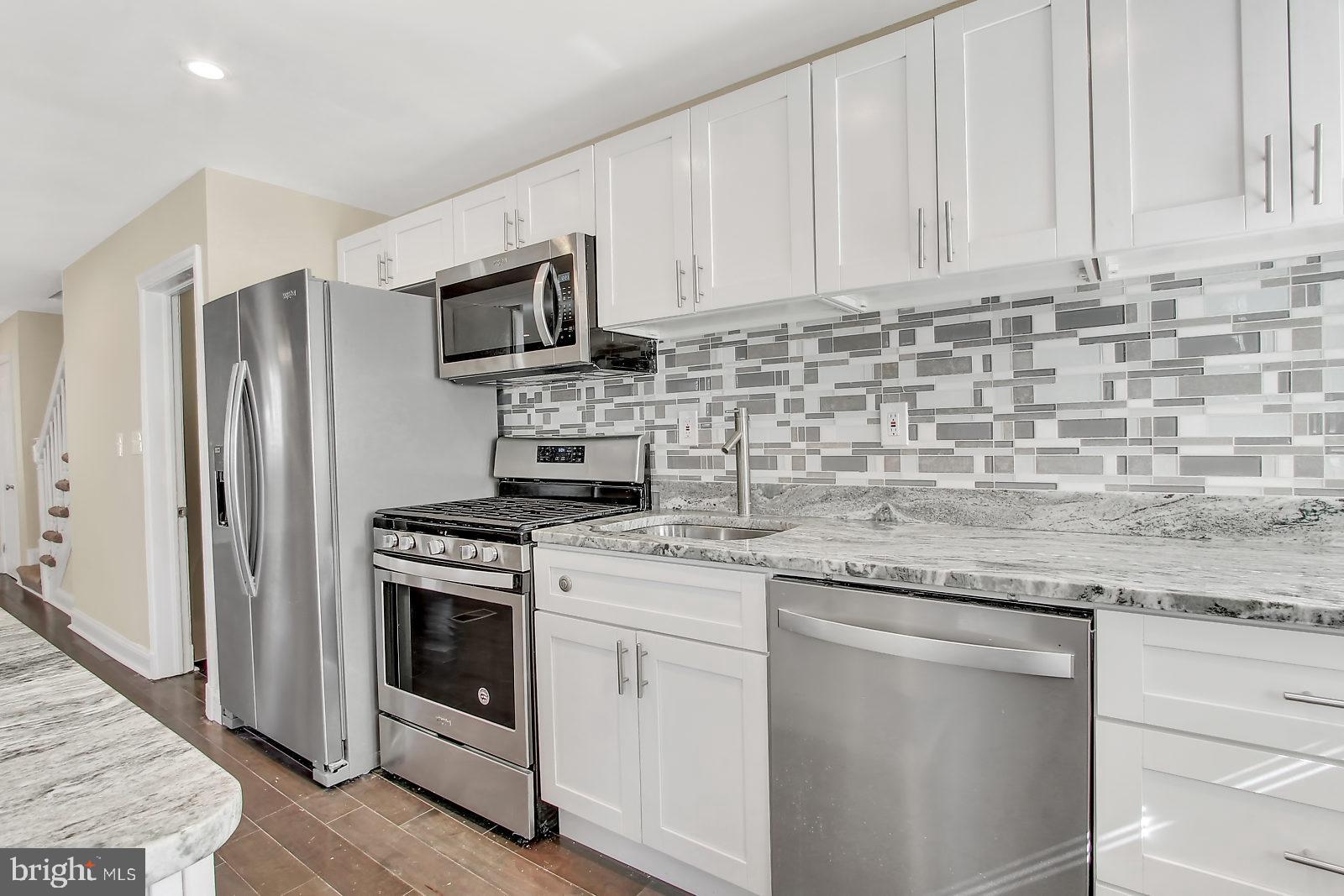 4639 Rokeby Road Baltimore, MD 21229 - Photo 6 of 26 Kitchen