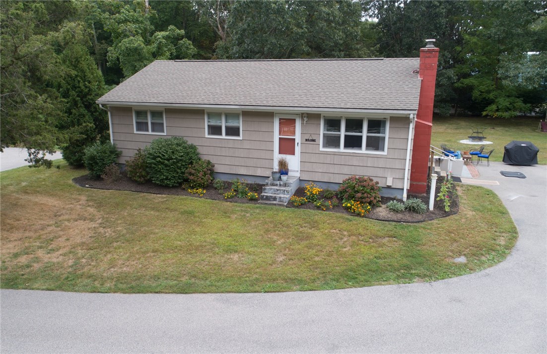 210 Ten Rod Road North Kingstown, RI 02852 - Photo 4 of 28