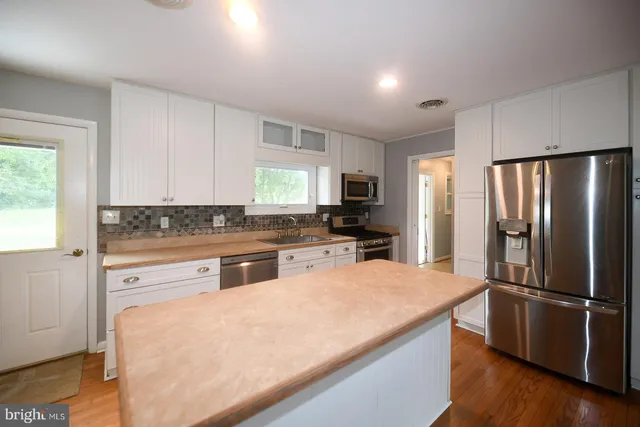 $849,900 | 21210 Bernie Lawrence Lane, Abell, MD 20606