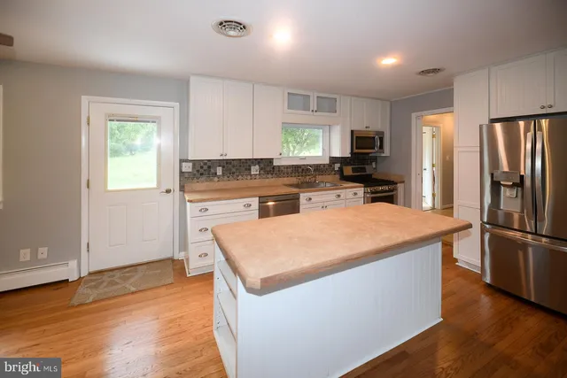 $849,900 | 21210 Bernie Lawrence Lane, Abell, MD 20606