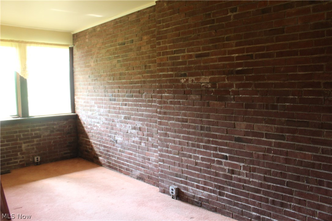 4034 Shaw Road Akron, OH 44333 - Photo 20 of 33