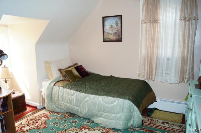 821 Pembroke Road Bethlehem, PA 18018 - Photo 15 of 20 Gallery Image 15