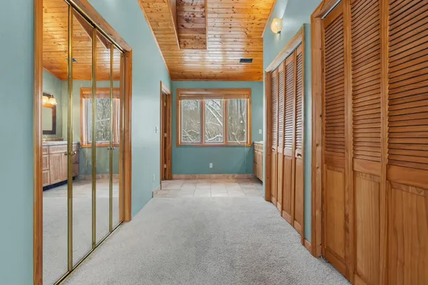 $515,000 | 2528 Vanderbilt Avenue, Portage, MI 49024