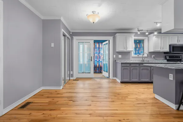 $515,000 | 2528 Vanderbilt Avenue, Portage, MI 49024