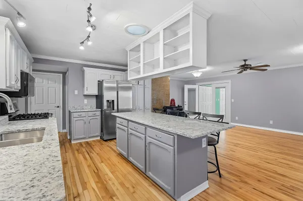 $515,000 | 2528 Vanderbilt Avenue, Portage, MI 49024