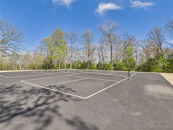 $849,900 | 33 Big Cedar Drive, Camdenton, MO 65020