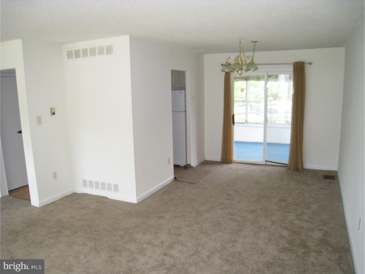 21 Green Tree Road Stratford, NJ 08084 - Photo 5 of 18