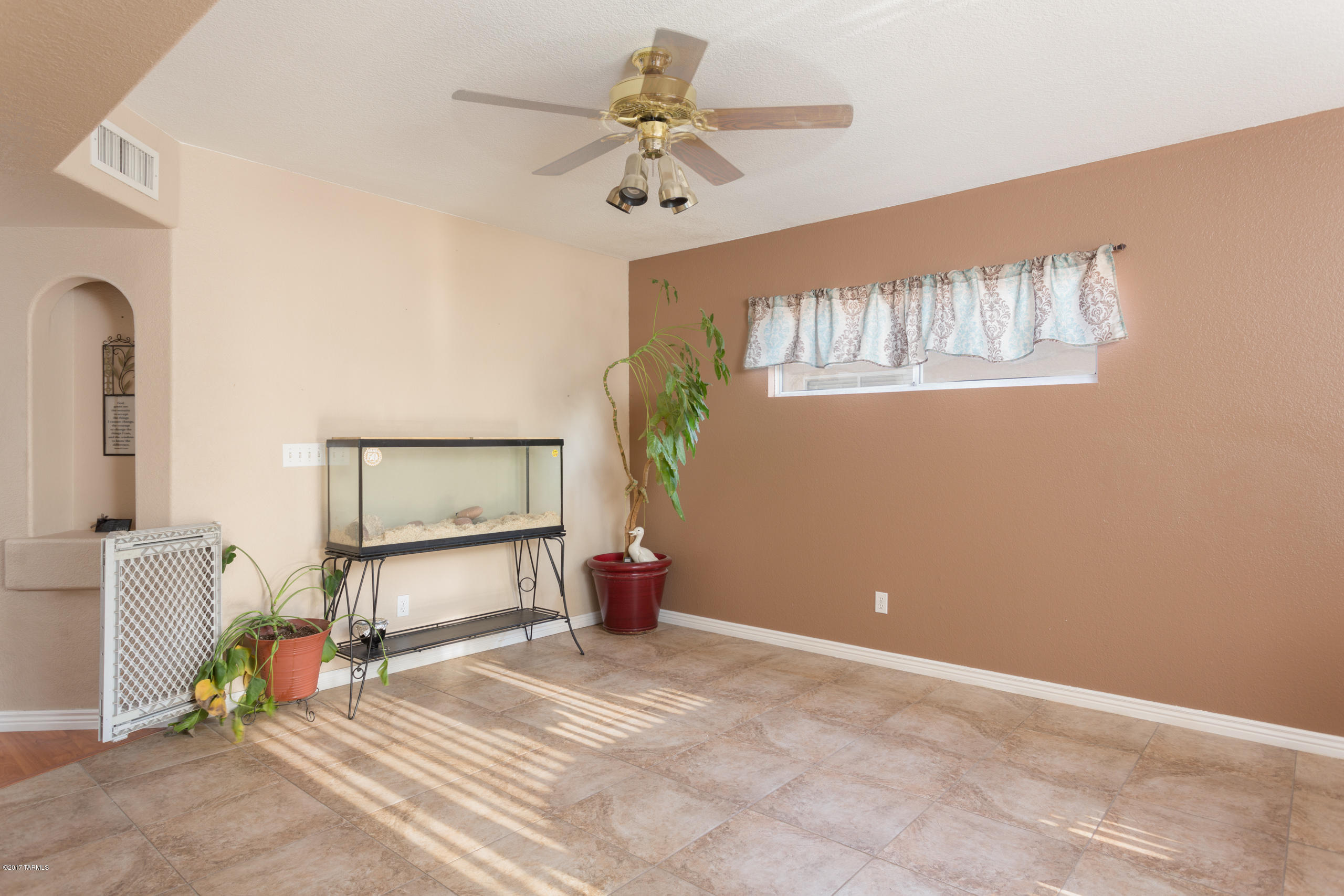 8793 North Maple Ridge Place Tucson, AZ 85743 - Photo 14 of 27 Gallery Image 14