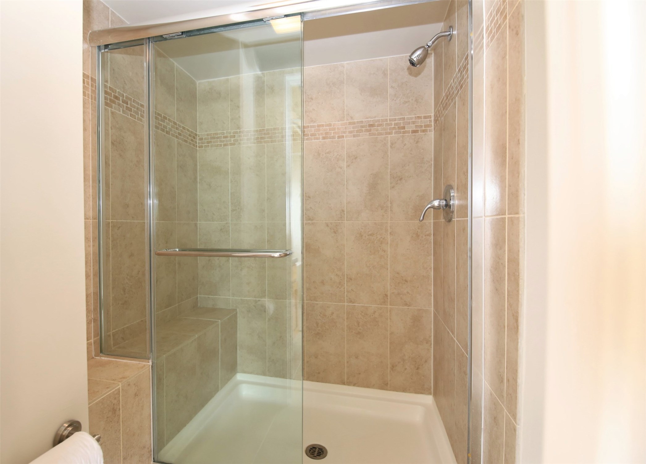 230 West Alabama Street, Unit 1101 Houston, TX 77006 - Photo 11 of 19