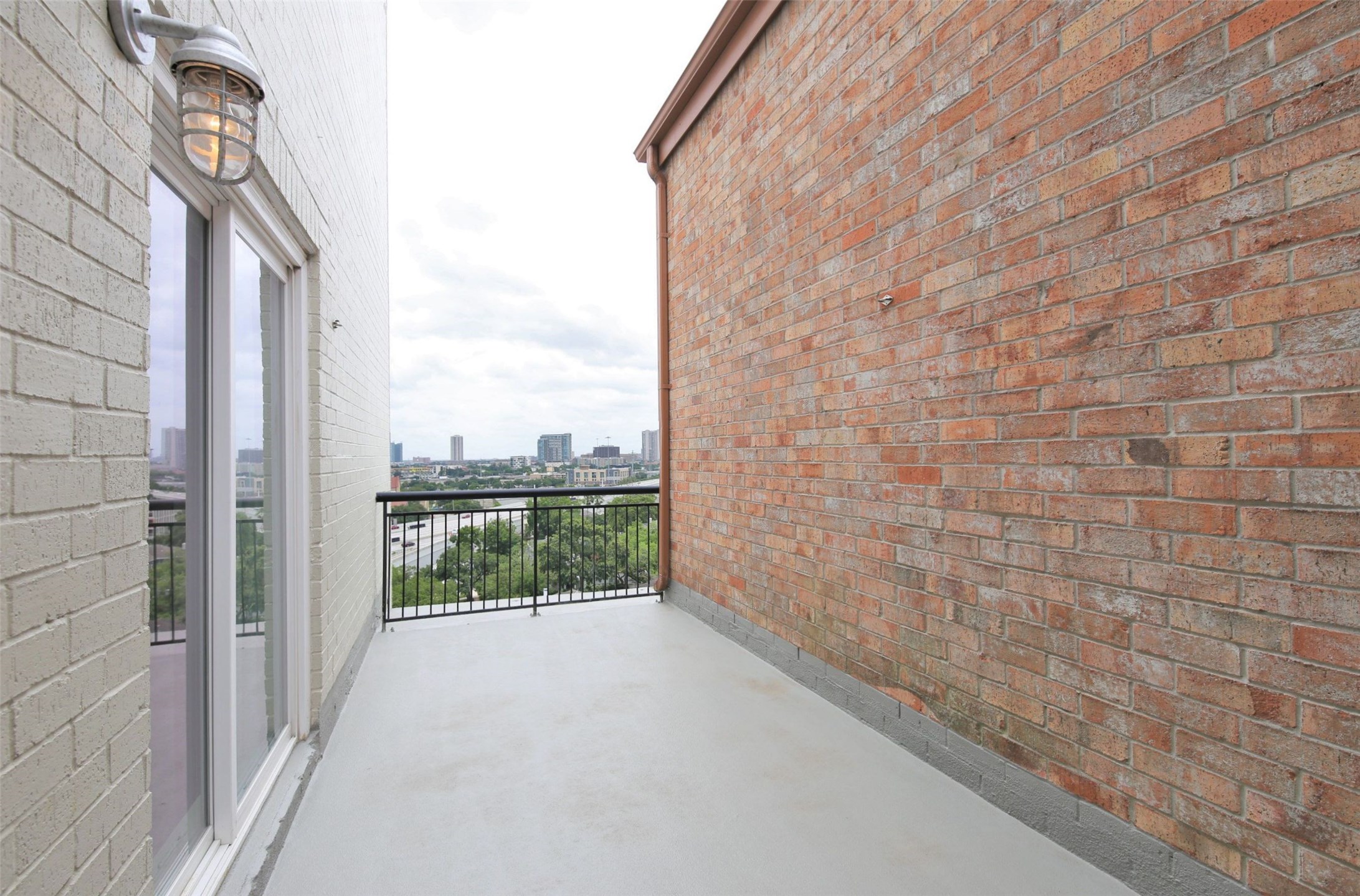 230 West Alabama Street, Unit 1101 Houston, TX 77006 - Photo 12 of 19