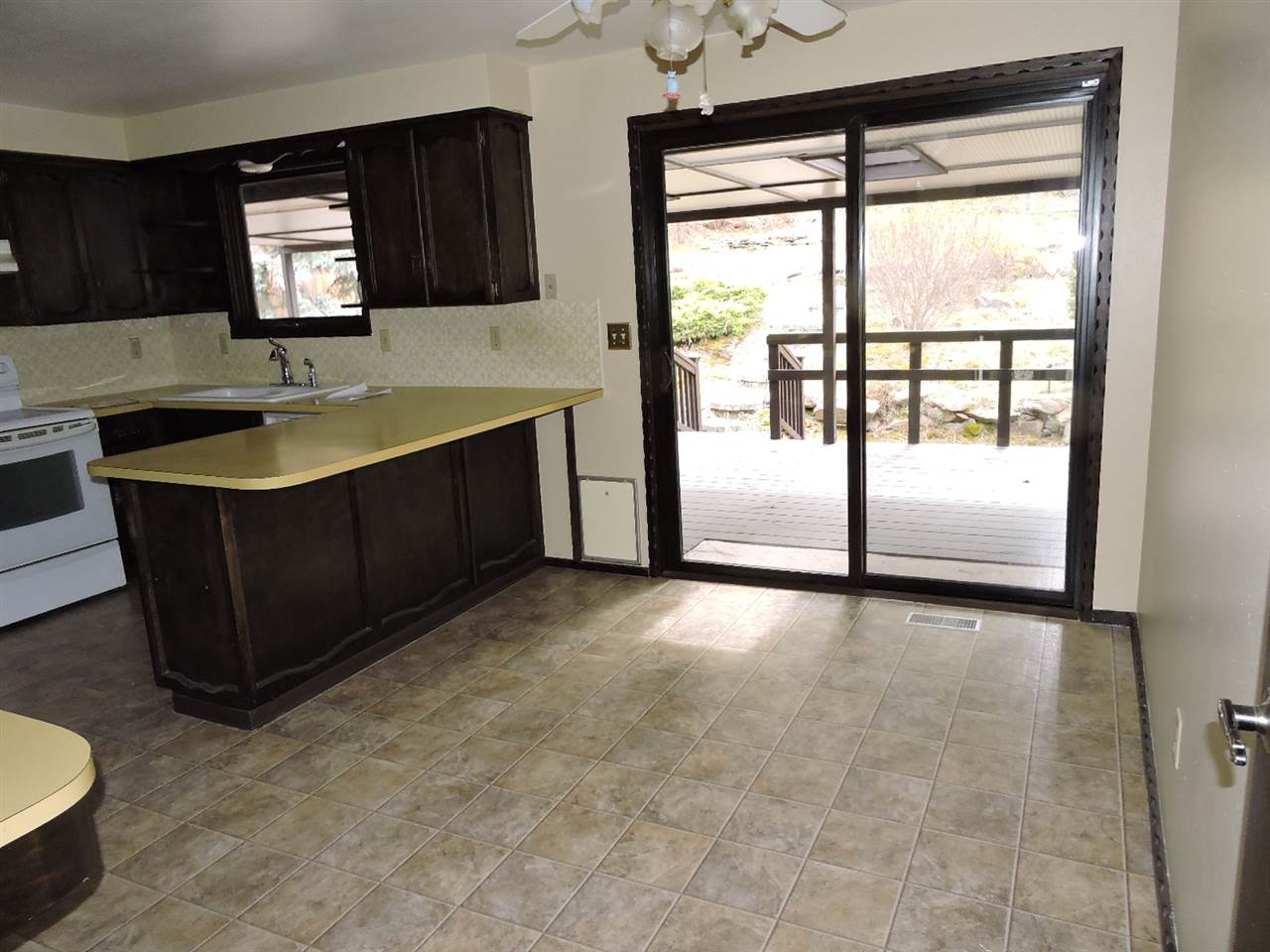 1716 South Wardson Road Spokane Valley, WA 99212 - Photo 5 of 20