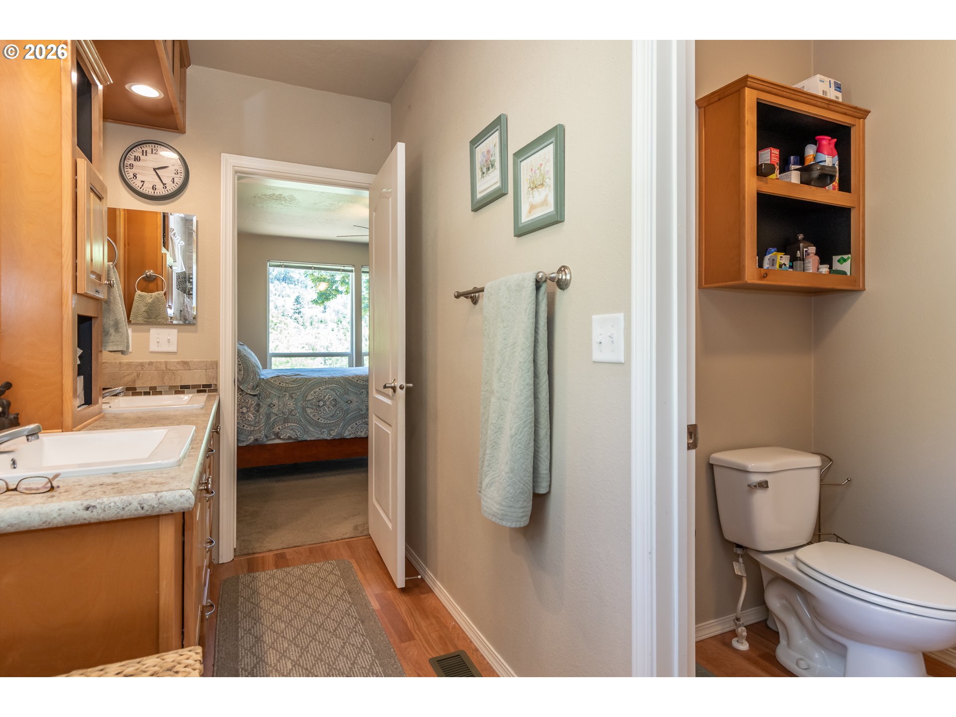 5833 Hubbard Creek Road Umpqua, OR 97486 - Photo 19 of 48 Bathroom, Attached