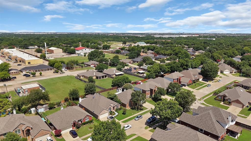 4677 Vespesian Lane Grand Prairie, TX 75052 - Photo 4 of 37