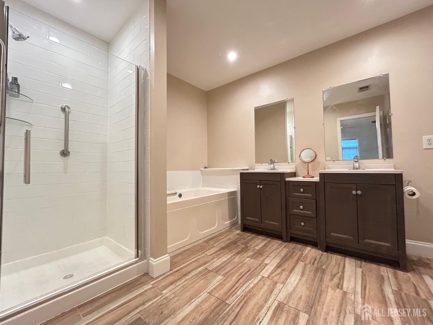 48 Winthrop Road, Unit B Monroe Township, NJ 08831 - Photo 32 of 49