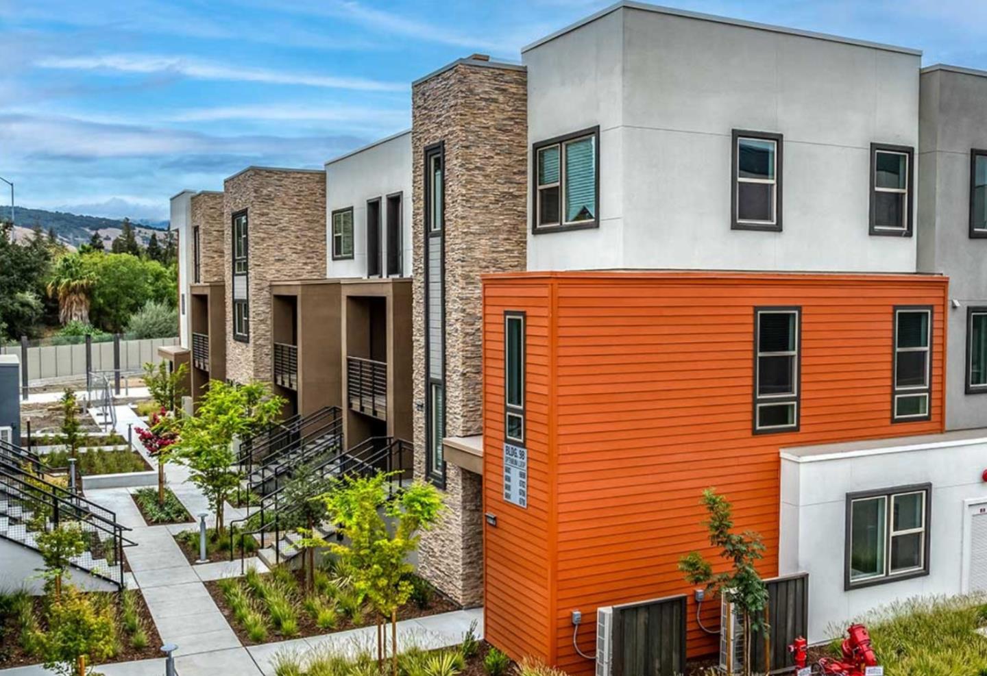 6694 Optimum Loop San Jose, CA 95119 - Photo 5 of 27