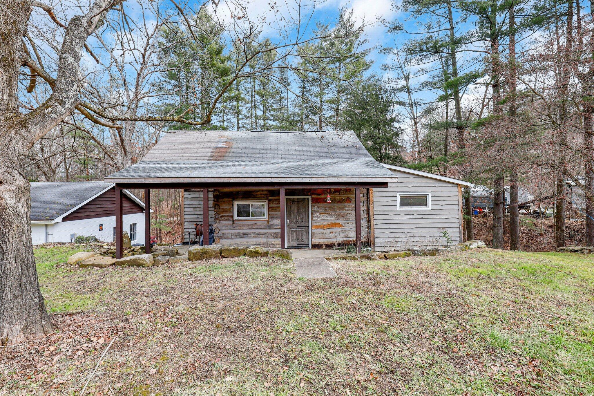 26901 Austin Road Howard, OH 43028 - Photo 2 of 53 2