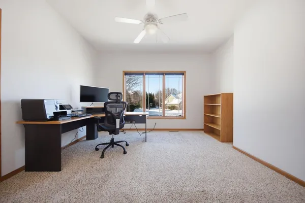 $750,000 | 11656 Azure Lane, Inver Grove Heights, MN 55077
