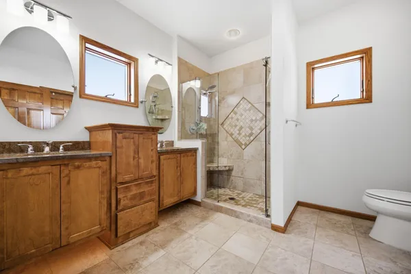 $750,000 | 11656 Azure Lane, Inver Grove Heights, MN 55077