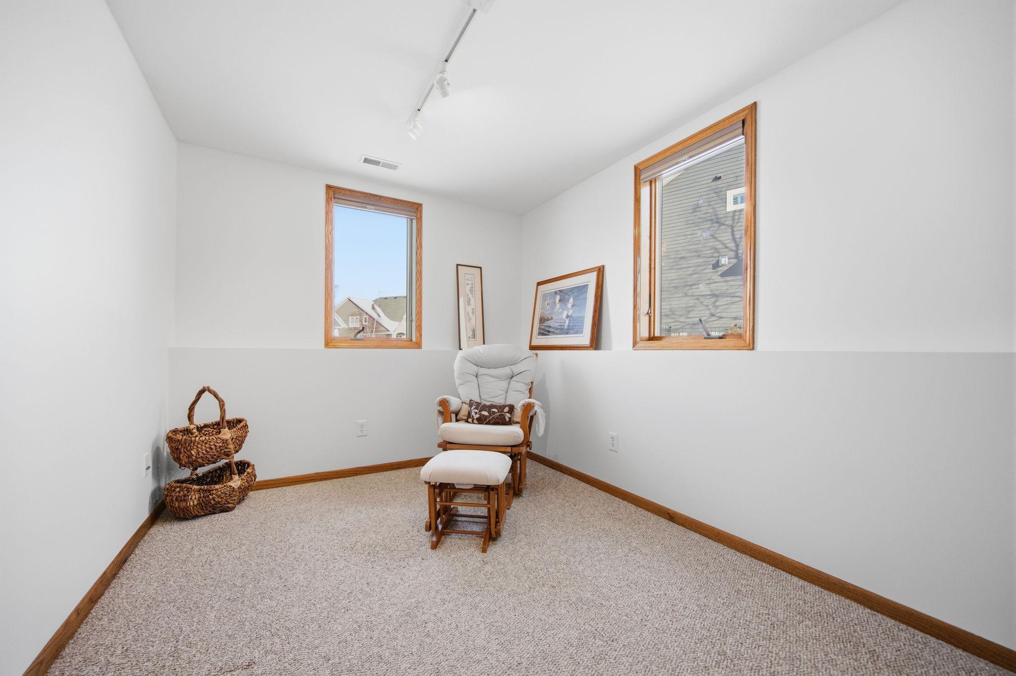 11656 Azure Lane Inver Grove Heights, MN 55077 - Photo 36 of 59