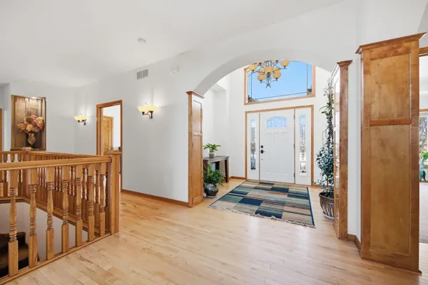 $750,000 | 11656 Azure Lane, Inver Grove Heights, MN 55077