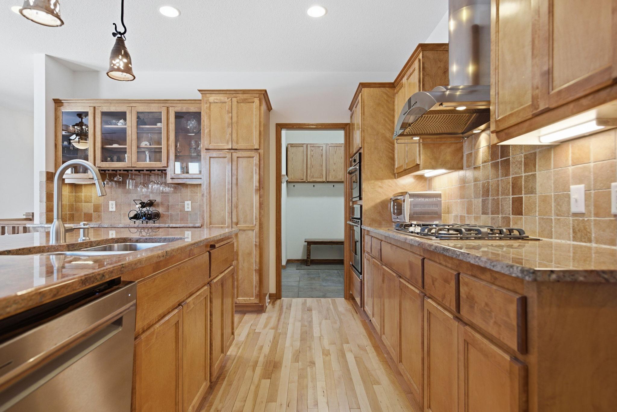 11656 Azure Lane Inver Grove Heights, MN 55077 - Photo 9 of 59