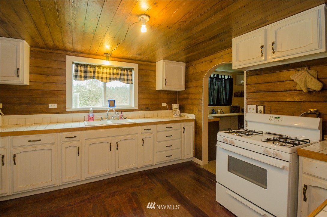 184 Boone Road Toledo, WA 98591 - Photo 2 of 16 Gallery Image 2
