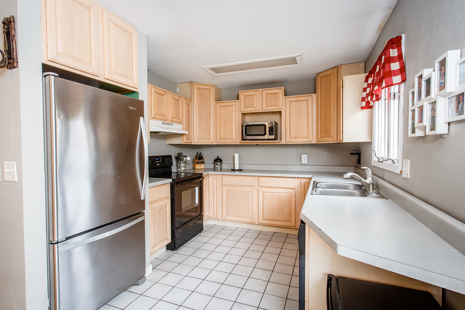 360 Oakwood Road Wauconda, IL 60084 - Photo 7 of 20