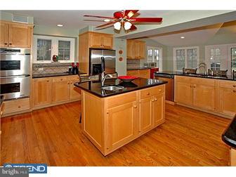329 Roumfort Road Philadelphia, PA 19119 - Photo 5 of 12 Kitchen