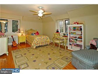 329 Roumfort Road Philadelphia, PA 19119 - Photo 8 of 12 Bedroom 3
