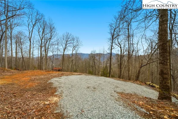 $129,900 | 994-996 Willow Mountain Drive, Vilas, NC 28692
