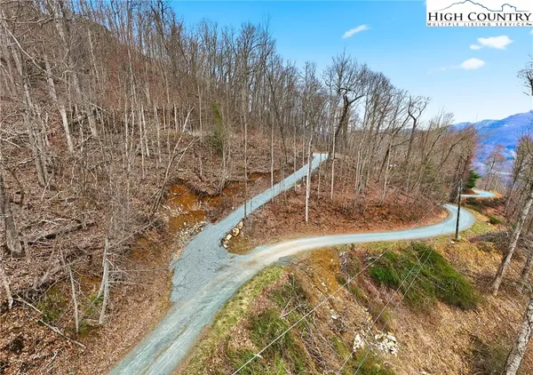 $129,900 | 994-996 Willow Mountain Drive, Vilas, NC 28692