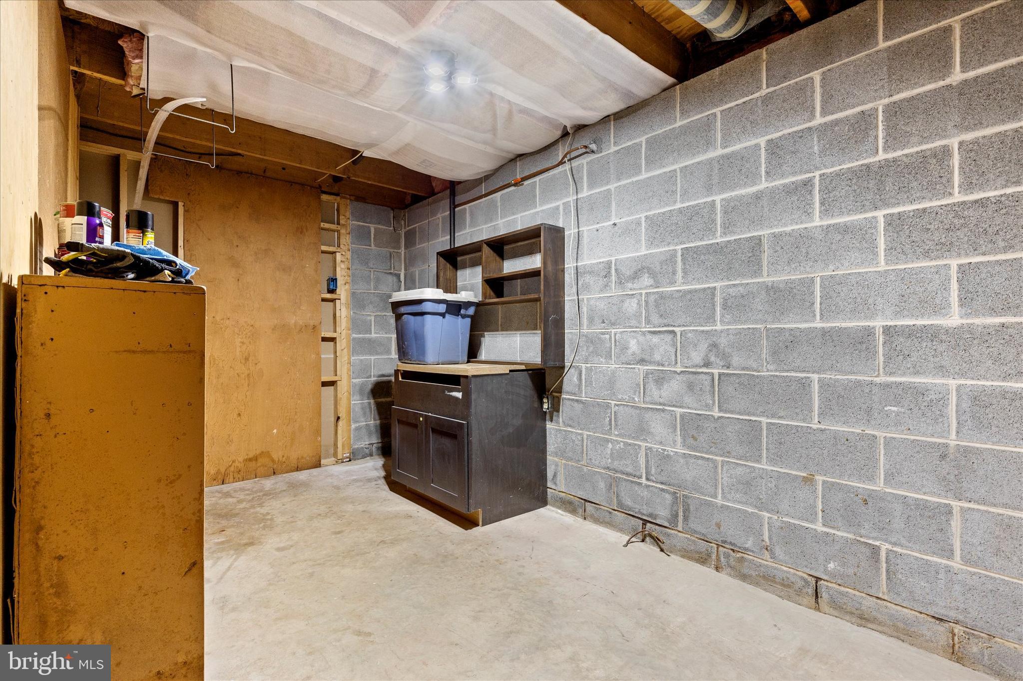 1769 Rainbow Circle York, PA 17408 - Photo 31 of 38 a view of storage and utility room