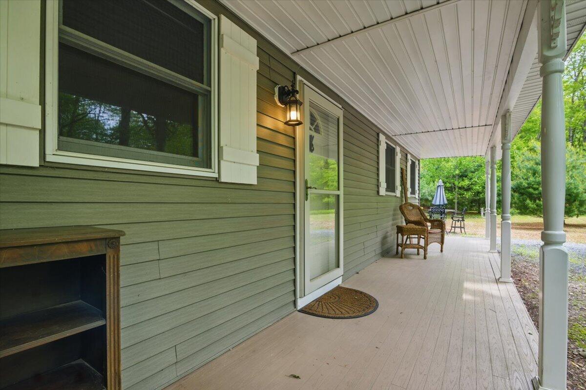 2147 Gravel Road Canadensis, PA 18325 - Photo 23 of 57 06-Photo_038