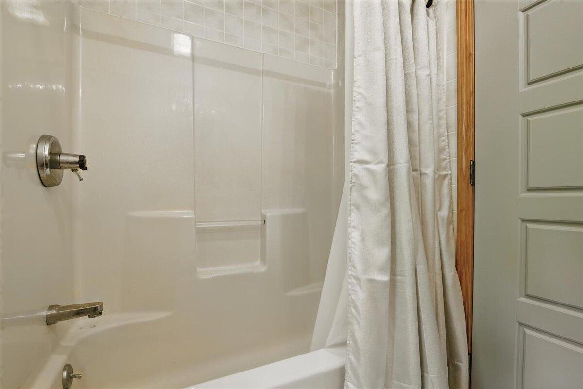 2147 Gravel Road Canadensis, PA 18325 - Photo 32 of 57 35-Photo_016