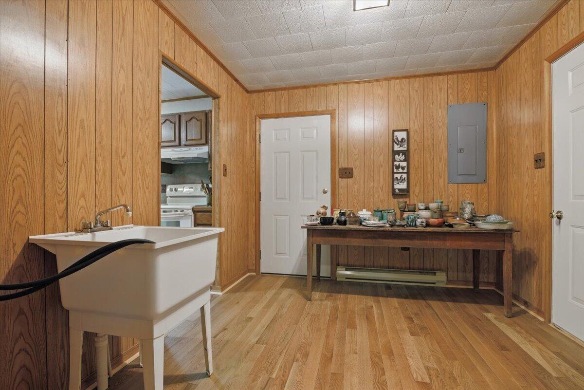 2147 Gravel Road Canadensis, PA 18325 - Photo 33 of 57 36-Photo_032